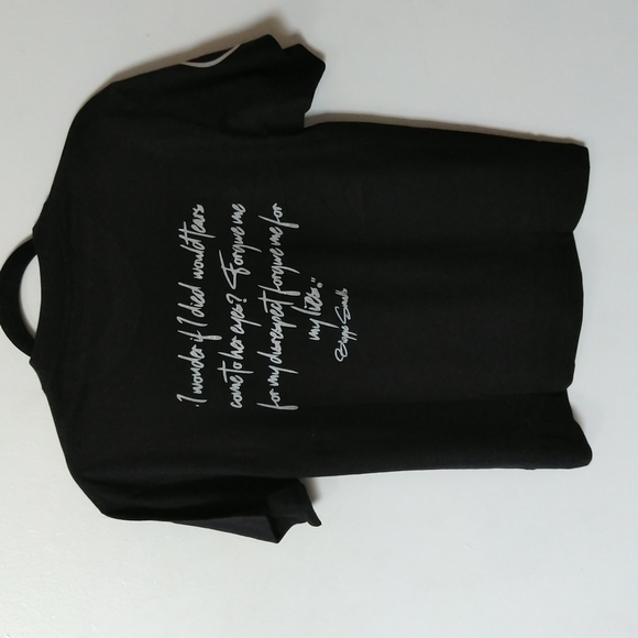 Notorious B. I. G. Classic Short Sleeve T-shirt - Picture 7 of 9